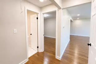 127 Shadycrest Dr, East Hartford, CT 06118 - Photo 9