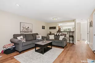 27 Sun Ridge Ln, Cromwell, CT 06416 - Photo 11