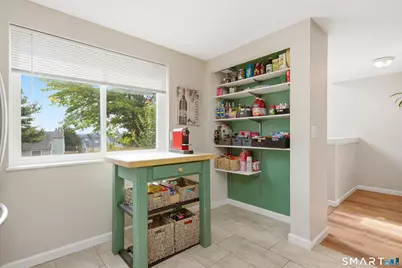 27 Sunridge Lane #27, Cromwell, CT 06416 - Photo 5