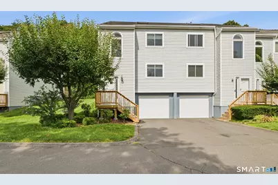 27 Sunridge Lane #27, Cromwell, CT 06416 - Photo 1