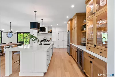 37 Luca Lane, Wethersfield, CT 06109 - Photo 5
