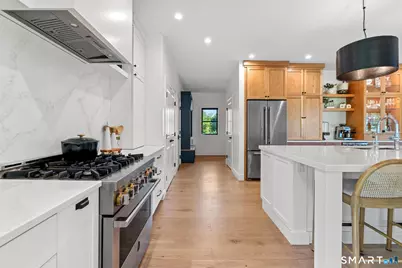 37 Luca Lane, Wethersfield, CT 06109 - Photo 7