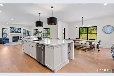 37 Luca Lane, Wethersfield, CT 06109 - Photo 3