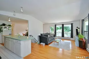 21 Carriage Ln, Roxbury, CT 06783 - Photo 11
