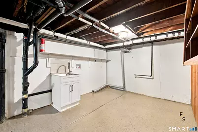 144 Wilson Street, Hartford, CT 06106 - Photo 25