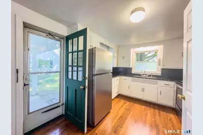 19 Armory Street, Hamden, CT 06517 - Photo 9