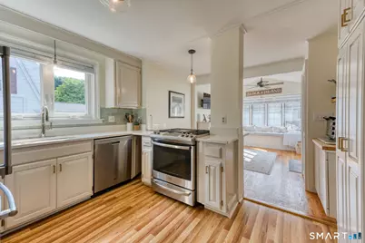 23 Somerset Street, Wethersfield, CT 06109 - Photo 5