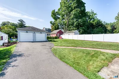 23 Somerset Street, Wethersfield, CT 06109 - Photo 37