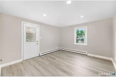 110 Greenwood Drive, Manchester, CT 06042 - Photo 17