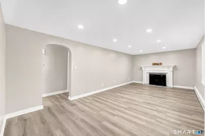 110 Greenwood Drive, Manchester, CT 06042 - Photo 7