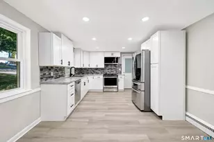 110 Greenwood Dr, Manchester, CT 06042 - Photo 11