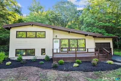 104 Bell Street, Middletown, CT 06457 - Photo 3