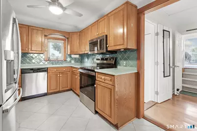 7 Chester Street, Milford, CT 06460 - Photo 13