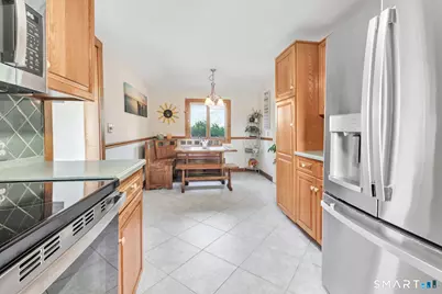 7 Chester Street, Milford, CT 06460 - Photo 17