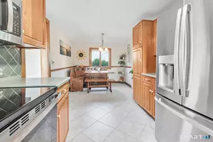 7 Chester St, Milford, CT 06460 - Photo 17