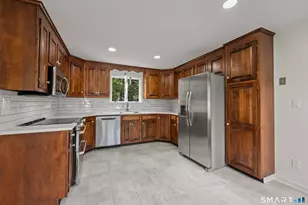 37 Pilgrim Dr, Windsor, CT 06095 - Photo 17