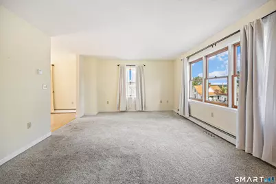 27 Randolph Street, Wallingford, CT 06492 - Photo 11
