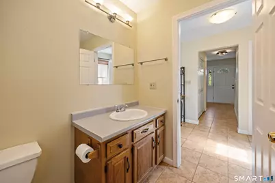 27 Randolph Street, Wallingford, CT 06492 - Photo 25