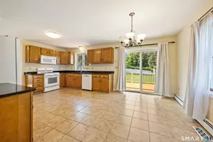 27 Randolph St, Wallingford, CT 06492 - Photo 9