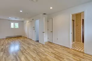 62 Admiral Dr, New London, CT 06320 - Photo 13