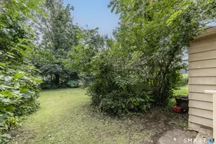 429 Iranistan Ave, Bridgeport, CT 06604 - Photo 27