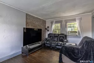 429 Iranistan Ave, Bridgeport, CT 06604 - Photo 17