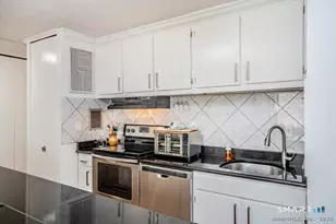1 Gold St, Hartford, CT 06103 - Photo 3