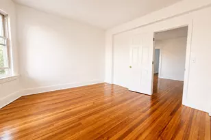 545 Huntington Rd, Bridgeport, CT 06610 - Photo 3
