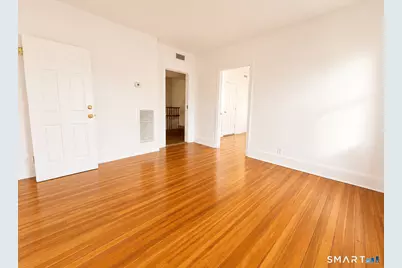545 Huntington Road, Bridgeport, CT 06610 - Photo 9