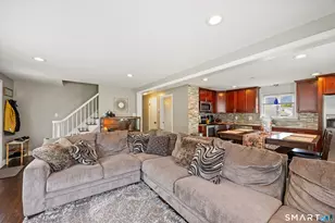 38 Linwood St, Bristol, CT 06010 - Photo 5