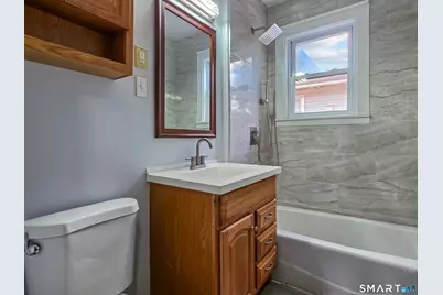 2-4 Mortson Street #2nd Floor, Hartford, CT 06106 - Photo 11