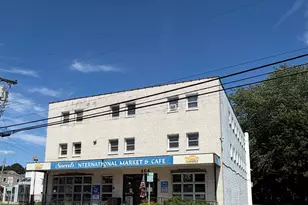 104 School St, New London, CT 06320 - Photo 1