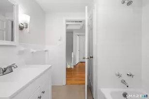282 Tunxis Rd, West Hartford, CT 06107 - Photo 19
