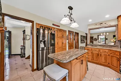 555 Davis Street, Watertown, CT 06779 - Photo 11