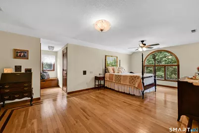 555 Davis Street, Watertown, CT 06779 - Photo 17