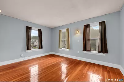 25 Hartford Avenue, Enfield, CT 06082 - Photo 19