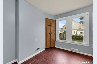 25 Hartford Avenue, Enfield, CT 06082 - Photo 21