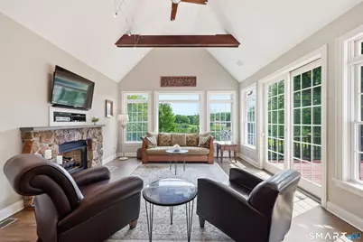 40 Purtill Street, Glastonbury, CT 06073 - Photo 7