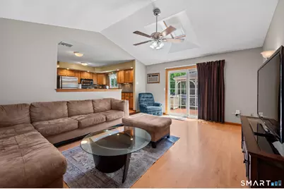 9 Kelly Drive, Enfield, CT 06082 - Photo 11