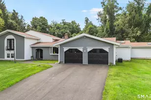 30 Rolling Hills Dr, Meriden, CT 06451 - Photo 39