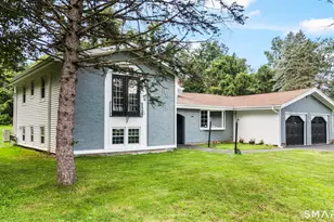 30 Rolling Hills Dr, Meriden, CT 06451 - Photo 35