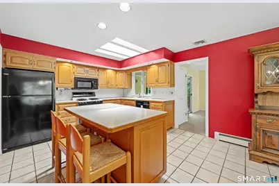 95 Pemberton Drive, Trumbull, CT 06611 - Photo 15