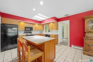 95 Pemberton Dr, Trumbull, CT 06611 - Photo 15