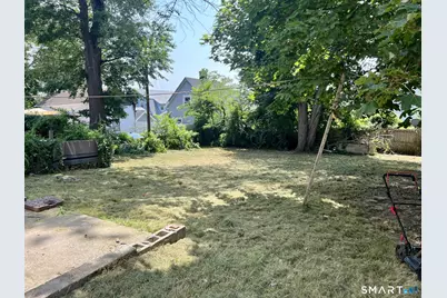 240 Crystal Avenue, New London, CT 06320 - Photo 25