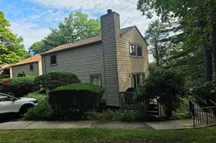 17 Pine Needle Dr, Stratford, CT 06614 - Photo 3