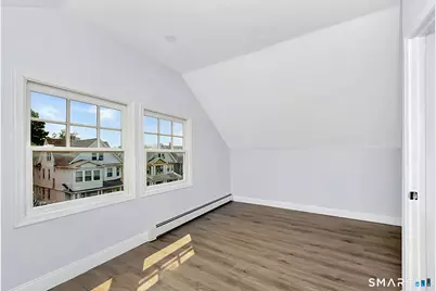 463 Wilmot Avenue #3, Bridgeport, CT 06607 - Photo 11