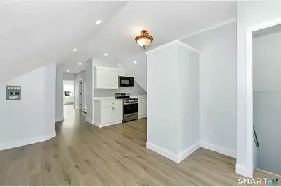 463 Wilmot Avenue #3, Bridgeport, CT 06607 - Photo 5