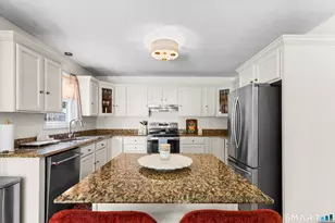 1 Pinecrest Rd, Enfield, CT 06082 - Photo 9