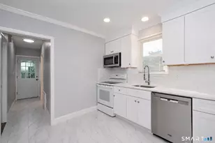 16 Fowler St, Stamford, CT 06905 - Photo 5