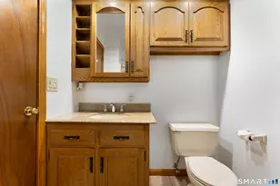 33 Medford St, Bristol, CT 06010 - Photo 23